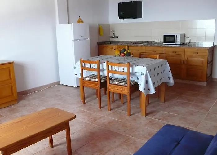 Montebrena Apartman Breña Baja