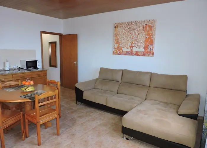 Montebrena Apartman Breña Baja